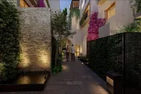 Le Cottage San Miguel de Allende, Modern Luxury in Centro with Pool & Jacuzzi Hotel di 