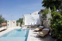 Antonia's Stonebuilt Mansion with a Private Pool - Villas