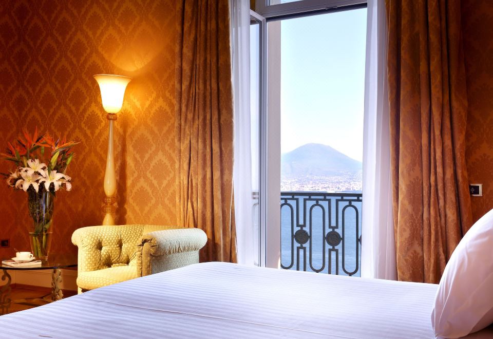 Eurostars Excelsior Hotel Over view