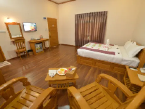 โรงแรมเอมเมอรัลด์ พุกาม โรงแรมในพุกาม