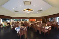 Silent Shores Resort & Spa - breakfast