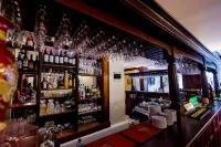 Hotel Golden House - Baarit