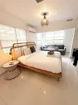 The Pelican Poshtel Hotels in Carolina