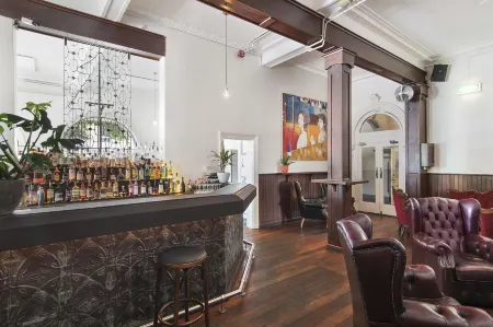 The Local Hotel Отели в г. Мердок