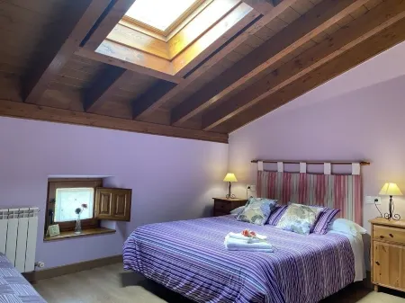 La Cabala de Ibeas Отели рядом с достопримечательностью «Padi Thai Massage»