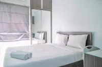 Homey and Simple Studio at Serpong Greenview Apartment Hoteller i East Lengkong Gudang