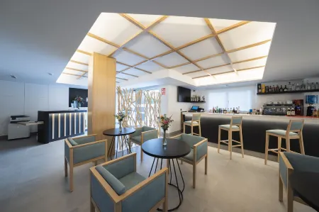 Hotel Meiga do Mar & Spa Отели в г. А Пикота