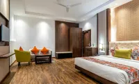 Hotel le Roi Lake View Koti Hotels near Kempty Falls