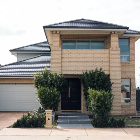 Luxury Waterfront Grand Villa in Melbourne