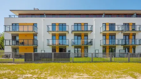 Nowe Hallerowo, Sun & Snow Отели рядом с достопримечательностью «Albatros»