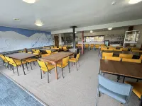 The Crossing Lodge and Backpackers - parking