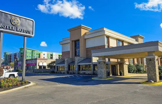 堪薩斯城梅里亞姆蓮花酒店