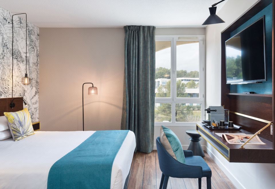 Hotel Birdy By HappyCulture Over view