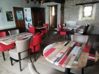 Les Chenets Hotels in Souvigne