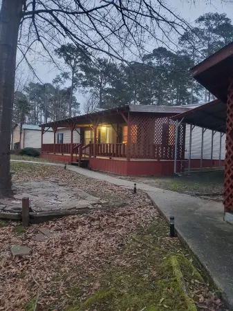 In the Popular Lanan Bay. Отели в г. Сабин Пэриш