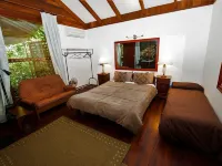 Black Cockatoo Lodge Hotels in Nannup
