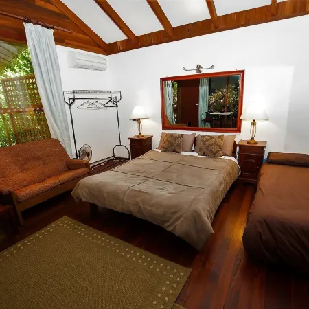 Black Cockatoo Lodge Hotels in Nannup