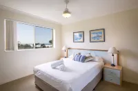 Golden Riviera Absolute Beachfront Resort Hotel di Bilinga