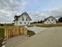 Blue lake idyll - directly on the Puddeminer Wiek! Hotels in Poseritz