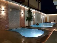 Victoria Inn Hotels in Mapanget
