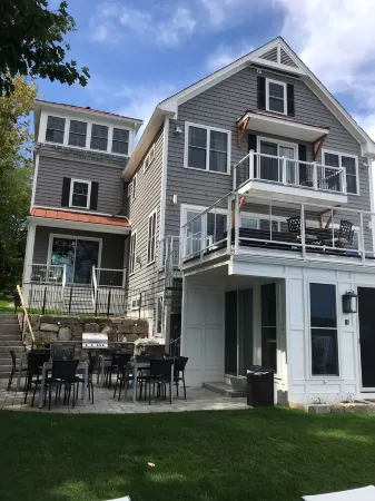 Luxury Villa-Private Waterfront on Lake Winnipesaukee w/ Boat Dock- Meredith Bay