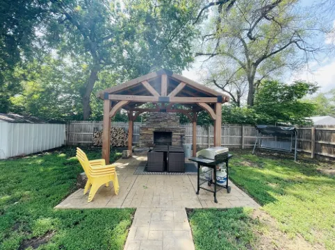Cozy 3Br, Theater Room & FirepitNo Cleaning Fee! - 3つ星