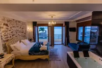 VIP Lepanto Port Suites Hotels in Навпакт