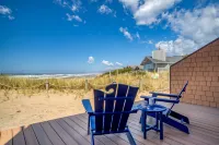 Oceanfront Views and Cozy Ambiance - Exquisite Beach House Retreat Hotels in Neskowin