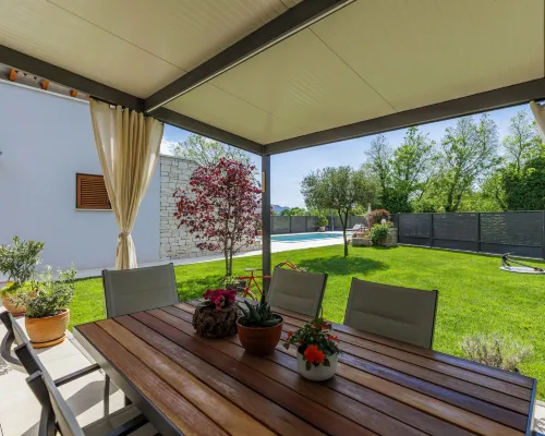 Villa Lora Hotels in Opcina Krsan