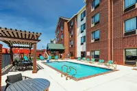 TownePlace Suites Tulsa Broken Arrow - Pools