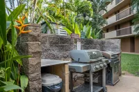 Convenient to Downtown Kihei, Across Famous Charley Young Beach, 3 Pool, Tennis Courts (MV3407)