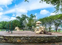 Modern Amenities with Spacious Patio and Playground - Elegant Oasis Hotels in Montgomery
