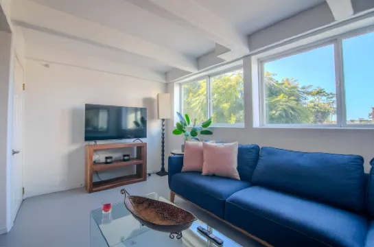 City views Little Italy Loft with Parking