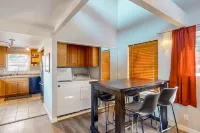 Updated dog-friendly home with fantastic ocean views - walk to the beach Hotels in Port Orford