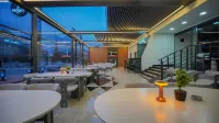 Blue Serenity Hotel - 2-Star
