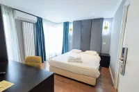 The Embassy Nord Hotels near Bucharest North Train Station