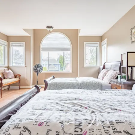 Fraser River Richmond Bed and Breakfast