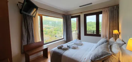 Xenios Dias Boutique Hotel