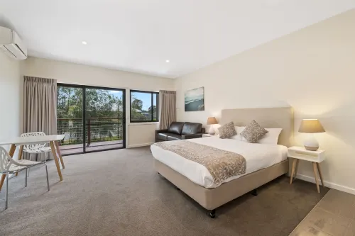 High Country Holiday Park Hotels in Mansfield