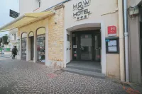 Holidays & Work Hotel Hotels in Bandol