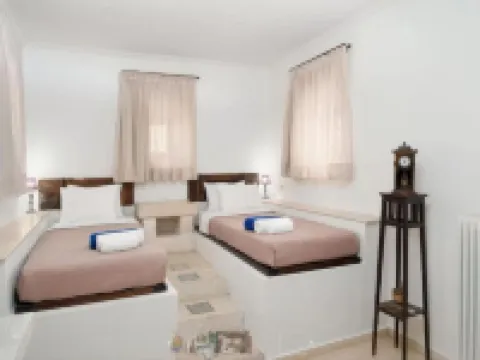 New Beautiful Complex with Villas and App, Big Pool, Stunning Views, SW Crete