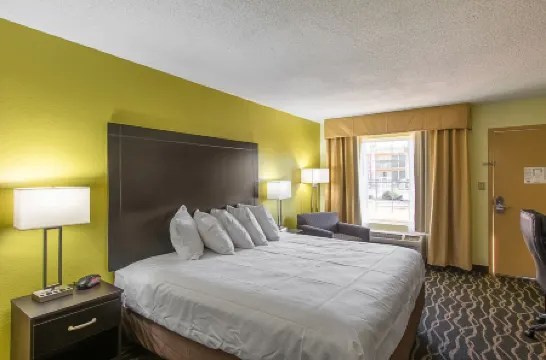 คลาเรียนอินน์ สนามบินโคลัมเบีย