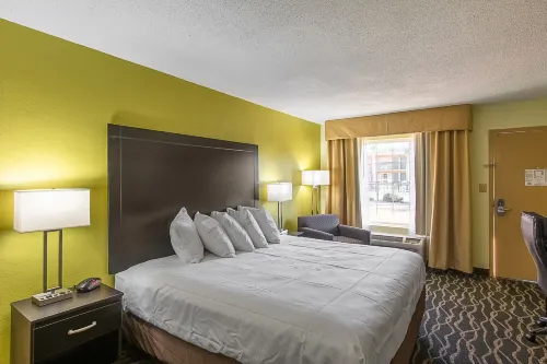 Clarion Inn Columbia Airport - 2-Star