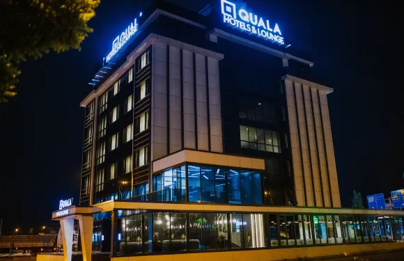 誇拉酒店及休息室