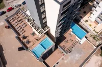 N Hotel - Strand