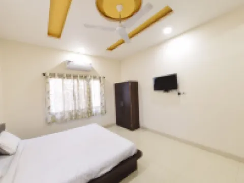 Hotel Radhika Inn Hotels in Trimbak