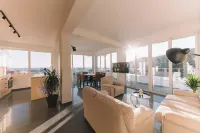 La Mer Beach Residence فنادق في 