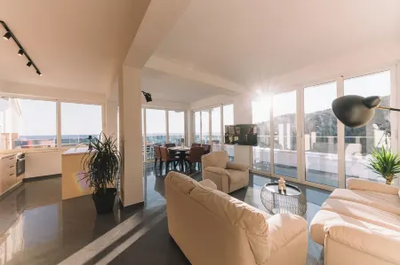 La Mer Beach Residence Отели в г. Улцинь