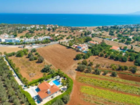 Villa Chrystalla Large Private Pool Walk to Beach Sea Views A C Wifi - 2186 Hotels in Neokhorio