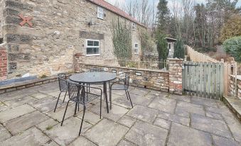 Host & Stay - Sleepers @ No.8